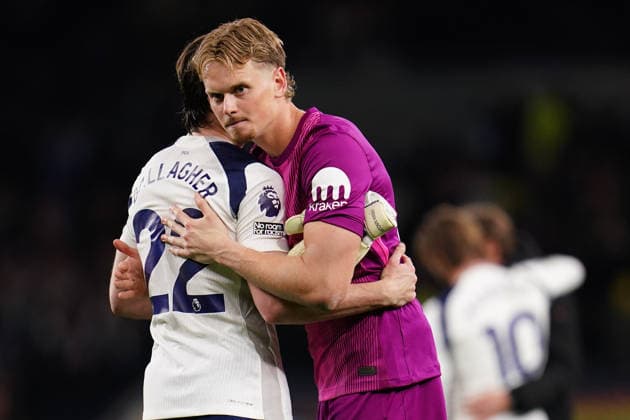Premier League: Tottenham Hotspur v Leeds United Tottenham Hotspur goalkeeper Antonin Kinsky and Conor Gallagher of Tottenham Hotspur comfort each other at full time during the Premier League match Tottenham Hotspur vs Leeds United at Tottenham Hotspur Stadium, London, United Kingdom on 11 May 2026 (Photo by Harvey Murphy News Images) Copyright: xHarveyxMurphy NewsxImagesx