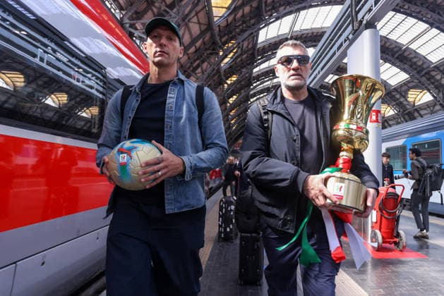The Italian Cup s journey from Milan to Rome during the Frecciarossa Italian Cup 2025 2026 final soccer match between Lazio and Inter Milan at the Stadio Olimpico in Rome, Italy - May 12, 2026 - Soccer  Copyright: xPhotoxbyxStefanoxNicoli LaPressex
