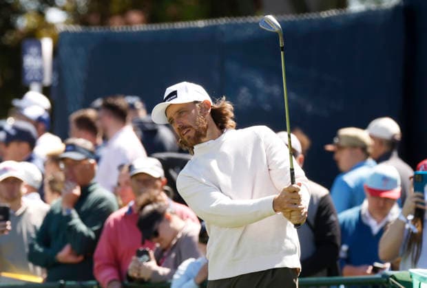 Tommy Fleetwood of England pitches to a practice green two days before the start of 108th PGA, Golf Herren Championship at Aronimink Golf Club on Tuesday, May 12, 2026 in Newtown, Pennsylvania.  PGA20260512115 JOHNxANGELILLO