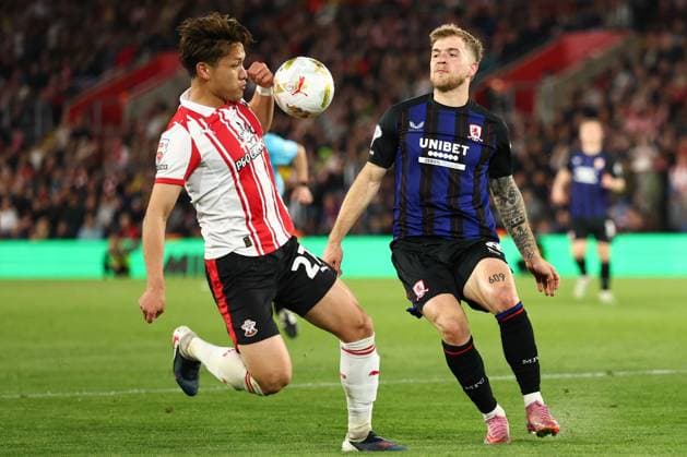 Kuryu Matsuki of Southampton appears to handle the ball in the area - no penalty Southampton v Middlesbrough, EFL Sky Bet Championship, Play-Off Semi Final, Second Leg, Football, St Mary s Stadium, Southampton, UK - 12 May 2026Southampton St Mary s Stadium United Kingdom EDITORIAL USE ONLY No use with unauthorised audio, video, data, fixture lists, club league logos or live services. Online in-match use limited to 120 images, no video emulation. No use in betting, games or single club league player publications.  Copyright: xSimonxDael Shutterstockx 16871476bi