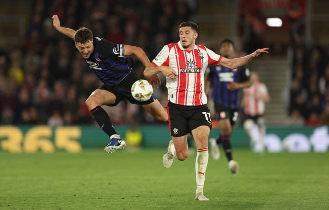 Dael Fry of Middlesbrough and Ross Stewart of Southampton in action Southampton v Middlesbrough, EFL Sky Bet Championship, Play-Off Semi Final, Second Leg, Football, St Mary s Stadium, Southampton, UK - 12 May 2026Southampton St Mary s Stadium United Kingdom EDITORIAL USE ONLY No use with unauthorised audio, video, data, fixture lists, club league logos or live services. Online in-match use limited to 120 images, no video emulation. No use in betting, games or single club league player publications.  Copyright: xKieranxMcManus Shutterstockx 16871478bn