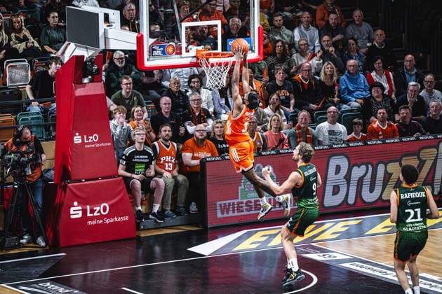 1. Basketball Bundesliga, easyCredit BBL, Saison 2025 2026, Herren, Play-Ins, Spiel um Platz 7, 12.05.2026, RASTA Vechta - Gladiators Trier Malik Parsons ( 3 - RASTA Vechta) beim Dunk Vechta RASTA Dome Niedersachsen Deutschland