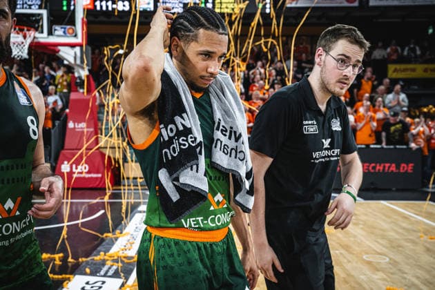 1. Basketball Bundesliga, easyCredit BBL, Saison 2025 2026, Herren, Play-Ins, Spiel um Platz 7, 12.05.2026, RASTA Vechta - Gladiators Trier Jordan Roland ( 15 - VET-CONCEPT Gladiators Trier) nach der Partie Vechta RASTA Dome Niedersachsen Deutschland