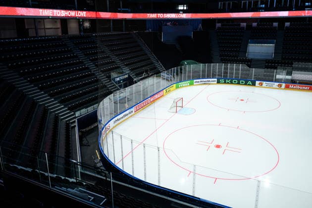 260513 Interior view of BCF Arena during build-up ahead of the 2026 IIHF Ice hockey, Eishockey World Championship, WM, Weltmeisterschaft on May 13, 2026 in Fribourg. Photo: Jesper Zerman BILDBYRAN kod JZ JZ0711 ishockey ice hockey ishockey-vm 2026 vm 2026 iihf world championship förhand inför preview day -2 bbeng arena *** 260513 Interior view of BCF Arena during build up ahead of the 2026 IIHF Ice Hockey World Championship on May 13, 2026 in Fribourg Photo Jesper Zerman BILDBYRAN kod JZ JZ0711 ishockey ice hockey ishockey vm 2026 vm 2026 iihf world championship förhand inför preview day 2 bbeng arena  Copyright: JESPERxZERMAN BB260513JZ005