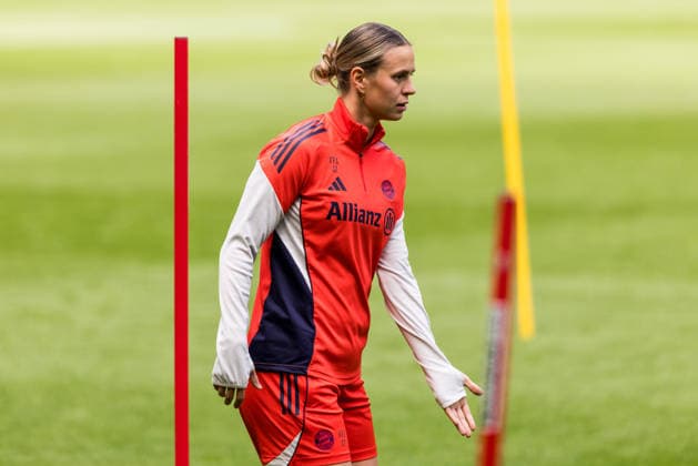 Abschlusstraining FC Bayern München; 13.05.2026 Klara Bühl (FC Bayern München, 17) DFB-Pokal 46. Finale der Frauen, VfL Wolfsburg - FC Bayern München, Abschlusstraining FC Bayern München, Köln, RheinEnergiestadion am 13.05.2026 Copyright: xBEAUTIFULxSPORTS Wunderlx