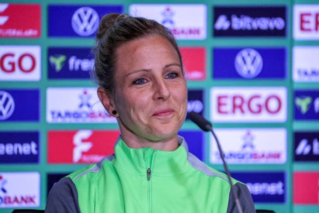 Köln, Deutschland: 13. Mai 2026 - 46. DFB Pokal Finale der Frauen 2026 - VfL Wolfsburg Frauen vs. FC Bayern München Frauen - Abschlusspressekonferenz Im Bild: Svenja Huth (VfL) bei der Abschlusspressekonferenz in Köln Copyright: HMBxMedia MadeleinexFantini