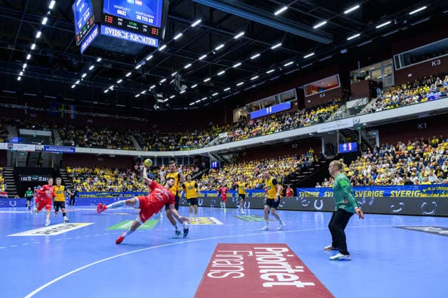 260513 Veron Nacinovic of Croatia and Jonathan Carlsbogard and Goalkeeper Mikael Appelgren of Sweden during the International Friendly, Länderspiel, Nationalmannschaft handball match between Sweden and Croatia on May 13, 2026 in Kristianstad. Photo: Petter Arvidson BILDBYRAN kod PA PA1213 handball handboll handball träningsmatch sverige sweden croatia friendly match sverige bbeng sverige sweden Copyright: PETTERxARVIDSON BB260513PA092