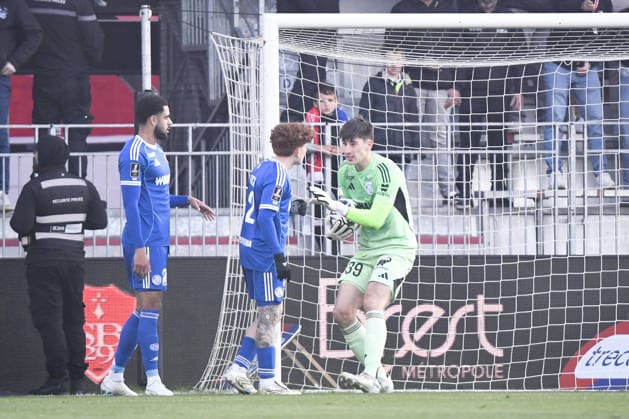 Stade Brestois 29 v RC Strasbourg Alsace - Ligue 1 McDonald s 2025 2026 39 Mike PENDERS (rcsa) during the Ligue 1 McDonald s match between Brest and Strasbourg at Stade Francis Le Ble on May 13, 2026 in Brest, France. Brest France  Copyright: xEwenxGavetx 776496228