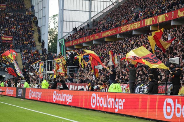 FOOTBALL : RC Lens vs Paris Saint-Germain - Ligue 1 J29 - 13 05 2026 Supporters de Lens lors du match RC Lens vs Paris Saint-Germain, Ligue 1 J29, stade Bollaert-Delelis, le 13 mai 2026 - photo Laurent Sanson PsnewZ  Copyright: xLaurentxSANSONx xPsnewZx