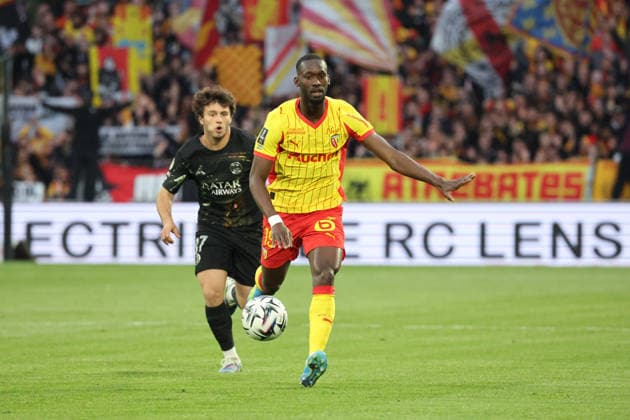 FOOTBALL : RC Lens vs Paris Saint-Germain - Ligue 1 J29 - 13 05 2026 Abdallah SIMA (RC Lens) lors du match RC Lens vs Paris Saint-Germain, Ligue 1 J29, stade Bollaert-Delelis, le 13 mai 2026 - photo Laurent Sanson PsnewZ  Copyright: xLaurentxSANSONx xPsnewZx