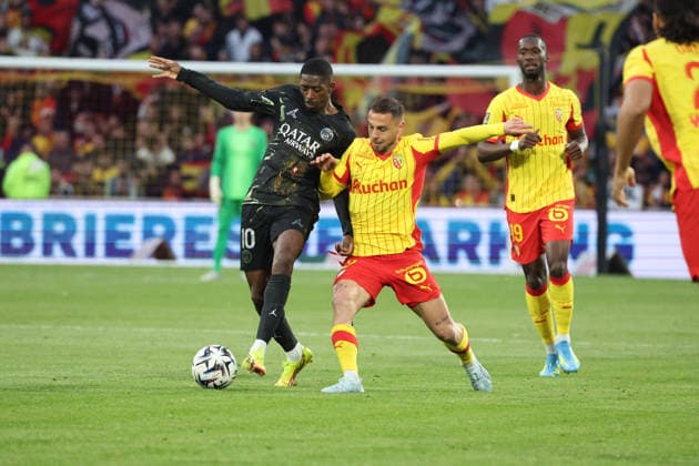 FOOTBALL : RC Lens vs Paris Saint-Germain - Ligue 1 J29 - 13 05 2026 Ousmane DEMBELE (PSG) et Ruben AGUILAR (RC Lens) lors du match RC Lens vs Paris Saint-Germain, Ligue 1 J29, stade Bollaert-Delelis, le 13 mai 2026 - photo Laurent Sanson PsnewZ  Copyright: xLaurentxSANSONx xPsnewZx