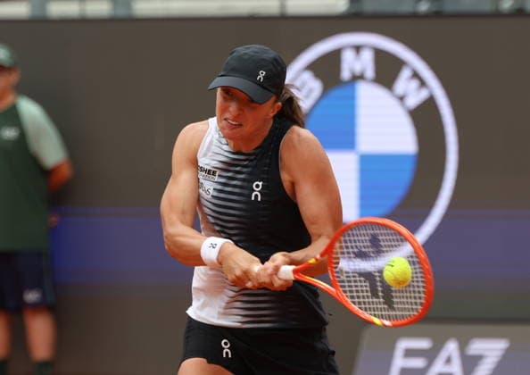 TENIS WTA, Tennis Damen 1000 RZYM 2026 13052026 N Z IGA SWIATEK W TRAKCIE MECZU W CWIERCFINALE TURNIEJU WTA 1000 INTERNAZIONALI BNL D™ITALIA W RZYMIE MARCIN CHOLEWINSKI NEWSPIX.PL TENIS WTA 1000 ROME 2026 13052026 IGA SWIATEK DURING THE QUARTERFINALS OF INTERNAZIONALI BNL D™ITALIA IN ROME NEWSPIX.PL --- newspix.pl POLAND OUT! 