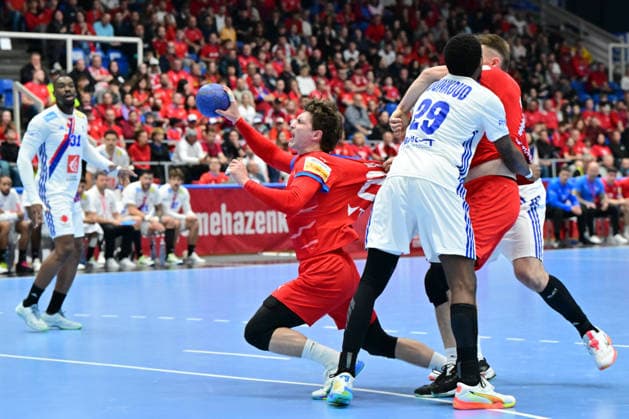 L-R Dylan Nah (FRA), Jonas Josef (CZE), Benoit Kounkoud (FRA) and Daniel Reznicky (CZE) in action during the World Handball Championship qualification playoff men s match: Czechia vs France in Brno, Czech Republic, May 13, 2026. (CTKxPhoto VaclavxSalek) CTKPhotoP2026051309538  CTKPhotoP2026051309538