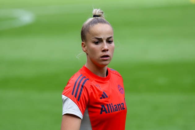 13.05.2026, xgrfx, Fussball DFB Pokal Finale, FC Bayern München - Pressekonferenz und Abschlusstraining v.l. Giulia Gwinn (FC Bayern München) (DFL DFB REGULATIONS PROHIBIT ANY USE OF PHOTOGRAPHS as IMAGE SEQUENCES and or QUASI-VIDEO) Köln