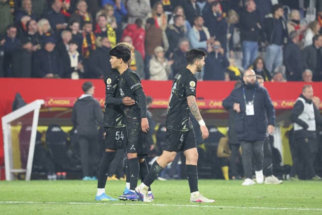 FOOTBALL : RC Lens vs Paris Saint-Germain - Ligue 1 J29 - 13 05 2026 Joie des joueurs du PSG sacrÃ s champions de France lors du match RC Lens vs Paris Saint-Germain, Ligue 1 J29, stade Bollaert-Delelis, le 13 mai 2026 - photo Laurent Sanson PsnewZ  Copyright: xLaurentxSANSONx xPsnewZx