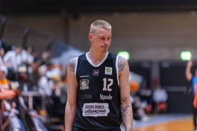 Frust bei Niclas Sperber (ETB Miners, 12). OrangeAcademy Ulm vs ETB Miners Essen , Basketball,Barmer Basketball 2. Bundesliga ProB, Play-Offs Finale, Saison 2025 2026, 13.05.2026, OrangeAcademy Ulm vs ETB Miners Essen , Basketball,Barmer Basketball 2. Bundesliga ProB, Play-Offs Finale, Saison 2025 2026, 13.05.2026 Neu-Ulm Copyright: xEibner-Pressefoto DavidexDixGiovx EP_DGI