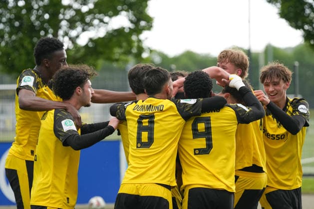 Donnerstag, 14.05.2026 Saison 2025 2026 Finale U17, U 17 Westfalenpokal im BVB Fußballpark Hohenbuschei, Dortmund, Germany. BV Borussia Dortmund U17 - VfL Bochum U17. Torjubel nach dem 2:1 durch Johann Lasse Jaensch (BVB).