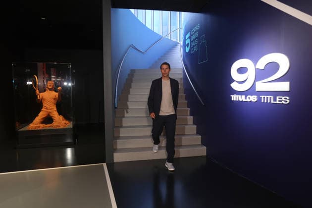 Rafa Nadal inaugura en Manacor las renovadas instalaciones de su museo interactivo El tenista Rafael Nadal, durante la presentación de la ampliación del Rafa Nadal Museum en su complejo deportivo de Manacor, a 14 de mayo de 2026, en Manacor, Baleares (Espana). El renovado espacio cultural triplica su superficie de exposición e incorpora las últimas tecnologías y simuladores interactivos, consolidándose como uno de los principales atractivos turísticos y deportivos de la isla de Mallorca. 14 MAYO 2026 Manacor, Baleares Manacor, Baleares Espana Copyright: xIsaacxBujx 7522726