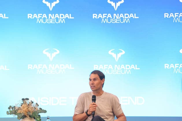 Rafa Nadal inaugura en Manacor las renovadas instalaciones de su museo interactivo El tenista Rafael Nadal ofrece declaraciones a los medios durante la presentación de la ampliación del Rafa Nadal Museum en su complejo deportivo de Manacor, a 14 de mayo de 2026, en Manacor, Baleares (Espana). El renovado espacio cultural triplica su superficie de exposición e incorpora las últimas tecnologías y simuladores interactivos, consolidándose como uno de los principales atractivos turísticos y deportivos de la isla de Mallorca. 14 MAYO 2026 Manacor, Baleares Manacor, Baleares Espana Copyright: xIsaacxBujx 7522739