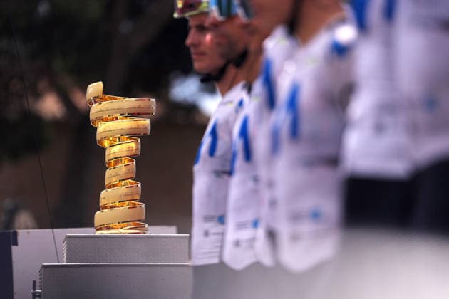 The trophy during Stage 6 of the Giro d™Italia, from Paestum to Naples, Italy, Thursday, May 14, 2026.  Copyright: xGianxMattiaxD Albertox xLaPressex