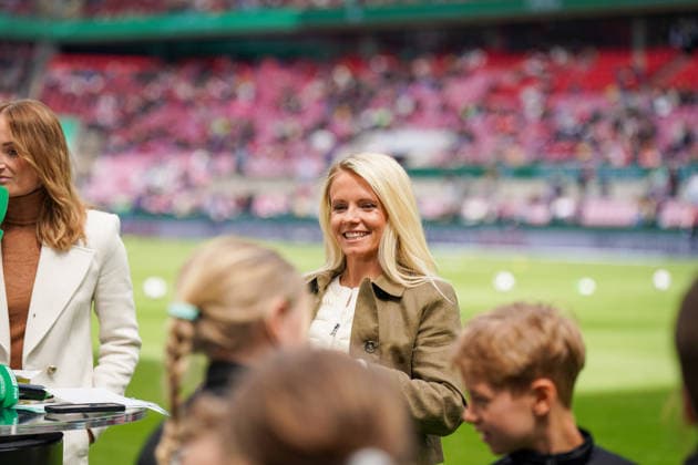 Deutschland: Fussball DFB Pokal Frauen 2025 - 2026, Finale - VfL Wolfsburg vs FC Bayern München - Rhein-Energie-Stadion (Köln): Julia Simic, ehemalige Nationalspielerin, Frauenfussball, Co-Trainerin Schweizer Nationalmannschaft, DFB, Expertin, TV-Expertin, Fussballerin Copyright: xJOERANxSTEINSIEKx