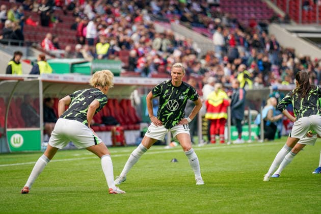 Deutschland: Fussball DFB Pokal Frauen 2025 - 2026, Finale - VfL Wolfsburg vs FC Bayern München - Rhein-Energie-Stadion (Köln): Alexandra Popp (VfL Wolfsburg, 11) Copyright: xJOERANxSTEINSIEKx