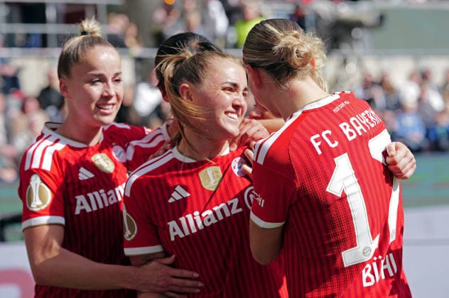 14.05.2026, xovx, Fußball, Frauen DFB-Pokal Finale, VfL Wolfsburg - FC Bayern München Jubel nach dem Tor zum 0:1 durch Georgia Stanway (FC Bayern München)l. Köln Rhein-Energie-Stadion Nordrhein-Westfalen Deutschland (DE)