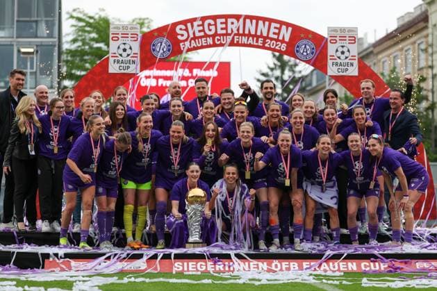 14.MAY.2026 - SOCCER - 2025-2026 ÖFB WOMEN S CUP 50.FINAL, FC Red Bull Salzburg vs FK Austria Wien FK Austria Wien celebrate winning the trophy after the ÖFB Women’s Cup Final VIENNA VIENNA, AUSTRIA – Wiener Club-Stadion Wiener-Sport-Club-Stadion,Alszeile 19, 1170 Wien AUSTRIA