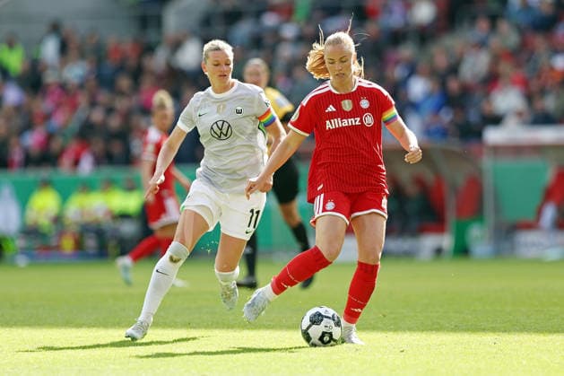 14.05.2026, xovx, Fußball, Frauen DFB-Pokal Finale, VfL Wolfsburg - FC Bayern München v.l. Alexandra Popp (VfL Wolfsburg), Glodis Perla Viggosdottir (FC Bayern München) Köln Rhein-Energie-Stadion Nordrhein-Westfalen Deutschland (DE)