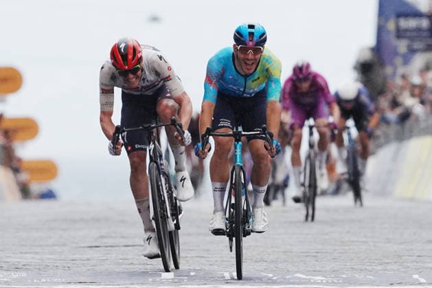 Italy™s Davide Ballerini of XDS Astana Team winner of the stage on the finish line during Stage 6 of the Giro d™Italia, from Paestum to Naples, Italy, Thursday, May 14, 2026.  Copyright: xGianxMattiaxD Albertox xLaPressex