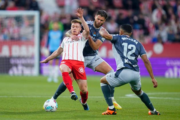 ESP: Girona FC v Real Sociedad. La Liga match 2025-2026, Matchday 36. Viktor Tsyganov of Girona FC and Duje Caleta-Car of Real Sociedad during the La Liga match 2025-2026, match day 36 between Girona FC and Real Sociedad played at Montilivi Stadium on May 14, 2026 in Girona, Spain. kpng Copyright: xSergioxRuizx xPRESSINPHOTOx PS_260514_GIR_RSO_2526_010