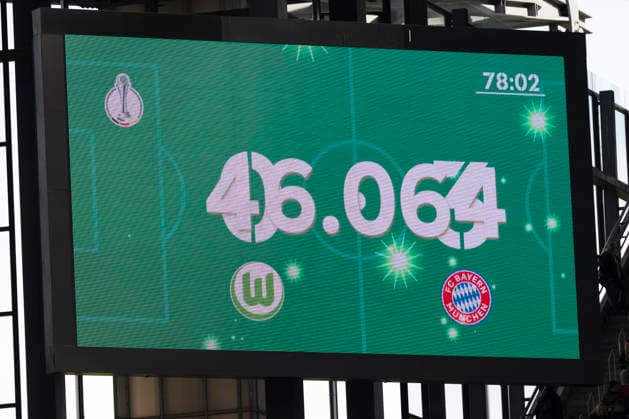 Mit 46.064 Zuschauern eine neuer Zuschauer-Rekord beim DFB-Pokalfinale. DFB-Pokal der Frauen Finale 2026, VfL Wolfsburg (WOB) - FC Bayern Muenchen (M), Endstand 0:4, am 14.05.2026 in Koeln Deutschland. DFB regulations prohibit any use of photographs as image sequences and or quasi-video Â