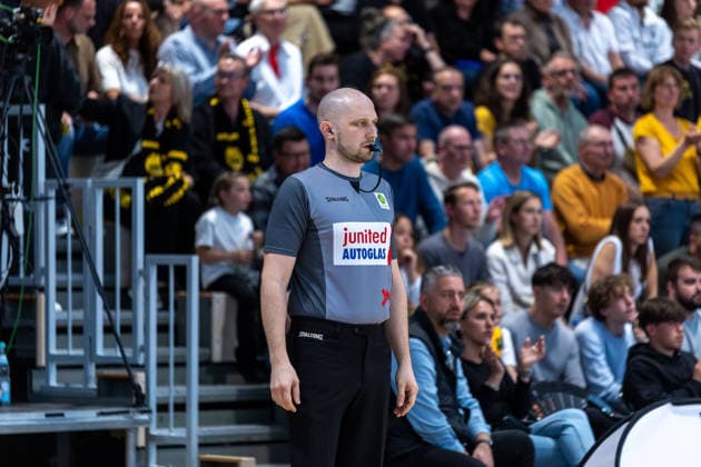 Nicolai Bohn (Referee) GER, Bozic Estriche Knights Kirchheim vs. BG Goettingen, BARMER 2. Basketball Bundesliga, Playoffs Spiel 4, Saison 2025 2026, 14.05.2026 GER, Bozic Estriche Knights Kirchheim vs. BG Goettingen, BARMER 2. Basketball Bundesliga, Playoffs Spiel 4, Saison 2025 2026, 14.05.2026 Goeppingen Copyright: xEibner-Pressefoto NinaxSanderx EP_NSR