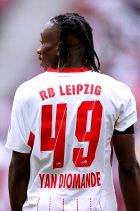 DIOMANDE Yan Team RB Leipzig Neues Heimtrikot DFL Bundesliga Saison 2025 - 2026 Spiel RB Leipzig - St.Pauli 2 : 1 am 09.05. 2026 in Leipzig DFL REGULATIONS PROHIBIT ANY USE OF PHOTOGRAPHS as IMAGE SEQUENCES and or QUASI-VIDEO *** DIOMANDE Yan Team RB Leipzig Neues Heimtrikot DFL Bundesliga Saison 2025 2026 Spiel RB Leipzig St Pauli 2 1 am 09 05 2026 in Leipzig DFL REGULATIONS PROHIBIT ANY USE OF PHOTOGRAPHS as IMAGE SEQUENCES and or QUASI VIDEO Copyright: xLacixPerenyix