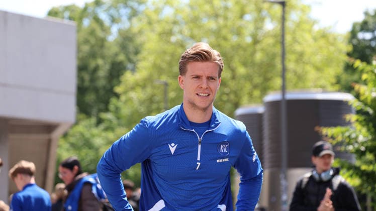15.05.2026, xrekx, Fussball 2. Bundesliga, Karlsruher SC - Training v.l. Dzenis Burnic (Karlsruher SC) (DFL DFB REGULATIONS PROHIBIT ANY USE OF PHOTOGRAPHS as IMAGE SEQUENCES and or QUASI-VIDEO) Karlsruhe