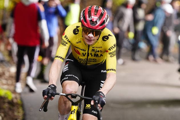 Denmark™s Jonas Vingegaard Hansen of Team Visma Lease A Bike leads during Stage 7 of the Giro d™Italia from Formia to Blockhaus, Italy. Friday May 15, 2026.  Copyright: xFabioxFerrarix xLaPressex
