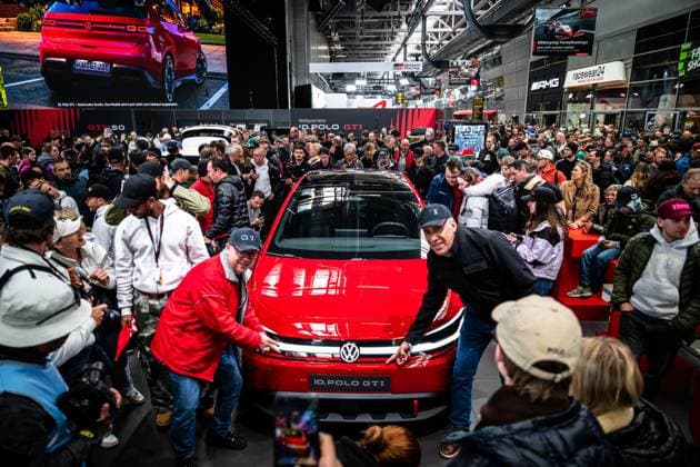 Volkswagen feiert 50 Jahre GTI mit der Weltpremiere des elektrischen ID. Polo GTI im Ring Boulevard am Nürburgring vor großem Publikum Weltpremiere Volkswagen ID. Polo GTI Copyright: xMichaelxGelhardtx