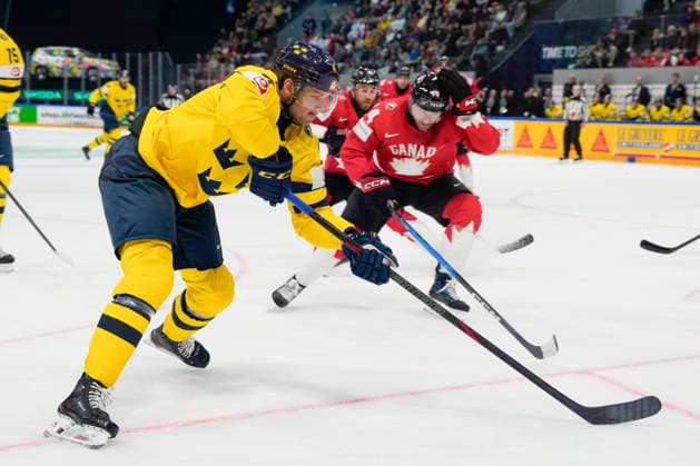 FRIBOURG, SWITZERLAND - MAY 15: Jacob Larsson of Sweden L) in action during the 2026 IIHF Ice hockey, Eishockey World Championship, WM, Weltmeisterschaft Switzerland game between Canada and Sweden at BCF Arena on May 15, 2026 in Fribourg, Fribourg. Fribourg BCF Arena Fribourg Switzerland Copyright: xJustPictures.ch JarixPestelaccix jp-en-EuSpIm-JP6_JAR_Canada_Sweden_15May2026_00146