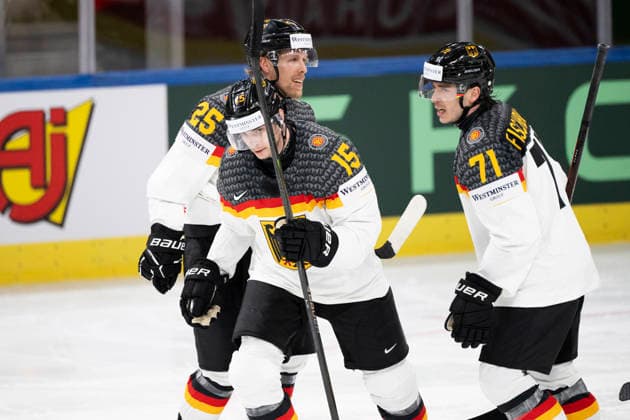 Germany s Leon Huttl (L to R), Stefan Loibl and Daniel Fischbuch celebrate the 2-1 goal by Loibl during the 2026 IIHF Ice hockey, Eishockey World Championships preliminary round group A match between Finland and Germany in Zurich, Switzerland on May 15, 2026. - RONI REKOMAA Zürich Switzerland MCnMGsNHb6I  Copyright: xRonixRekomaax MCnMGsNHb6I