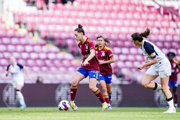 Switzerland: AXA Womens Super League 2025 26, Servette FC Chenois Feminin vs FC Zurich - Stade de Geneve, Carouge: Lumbardha Misini of Servette goes forward Copyright: xDanielaxPorcellix