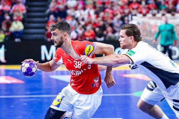 15.05.2026, xIAJx, Handball, Länderspiel, Testspiel, Dänemark - Deutschland, Royal Arena Kopenhagen: Mads Hoxer (Dänemark 38) Johannes Golla (Deutschland 4) Dänemark