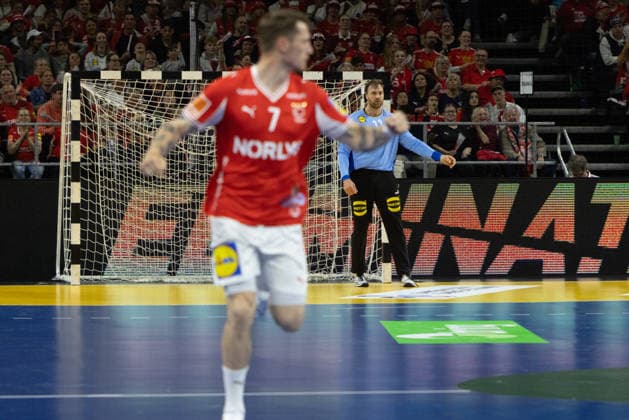 Handballspiel Dänemark gegen Deutschland am 15.5.2026 Kopenhagen, Dänemark 15.5.2026: Andreas Wolff reagiert nach einem Tor für Dänemark während des Handball Länderspiels zwischen Dänemark und Deutschland. (Foto Christian Ender)