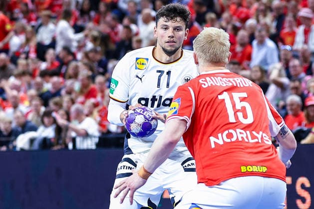 15.05.2026, xIAJx, Handball, Länderspiel, Testspiel, Dänemark - Deutschland, Royal Arena Kopenhagen: Marko Grgic (Deutschland 71) Magnus Saugstrup (Dänemark 15) Dänemark
