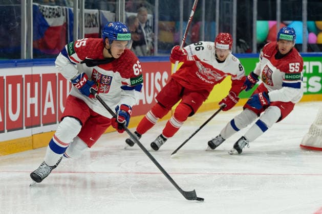 Fribourg, Switzerland - May 15 : Cibulka Tomas of Czechia in action (close up) during the 2026 IIHF Ice hockey, Eishockey World Championship, WM, Weltmeisterschaft match between Czechia and Denmark at Fribourg BCF Arena on May 15 , 2026 in Fribourg, Switzerland. Copyright: xGiuseppexVelletrix Sportspressphoto_SPR147158