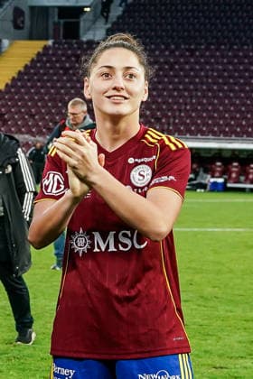 Switzerland: AXA Womens Super League 2025 26, Servette FC Chenois Feminin vs FC Zurich - Stade de Geneve, Carouge: Lumbardha Misini of Servette FC Chenois Feminin Copyright: xDanielaxPorcellix