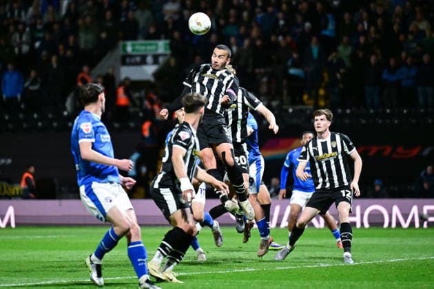 Notts County v Chesterfield, EFL Sky Bet League 2, Play Off Second Leg Notts County defender Rod McDonald (3) heads the ball during the EFL Sky Bet League 2 Play Off Second Leg match between Notts County and Chesterfield at Meadow Lane, Nottingham, UK on 15 May 2026. Nottingham Meadow Lane Nottinghamshire UK Editorial use only DataCo restrictions apply See www.football-dataco.com , Copyright: xDennisxGoodwinx PSI-24254-0054