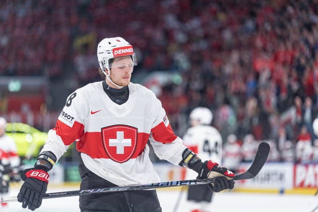 15 05 2026, Zurich, Swiss Life Arena, Ice hockey, Eishockey World Championships: USA - Switzerland, 8 Simon Knak (Switzerland) Zurich Swiss Life Arena Zurich Switzerland Copyright: xJustPictures.ch StefanxEmchx jp-de-StEm-DSC0195920260515