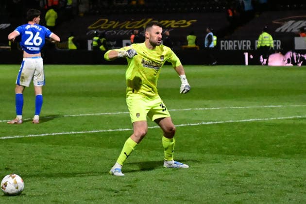 Notts County v Chesterfield, EFL Sky Bet League 2, Play Off Second Leg Notts County goalkeeper James Belshaw (31) celebrates victory during the EFL Sky Bet League 2 Play Off Second Leg match between Notts County and Chesterfield at Meadow Lane, Nottingham, UK on 15 May 2026. Nottingham Meadow Lane Nottinghamshire UK Editorial use only DataCo restrictions apply See www.football-dataco.com , Copyright: xDennisxGoodwinx PSI-24254-0067