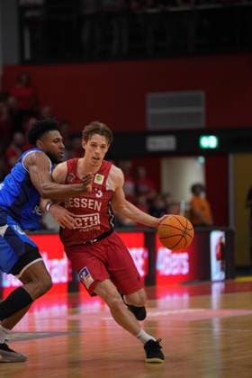 Aiden Warnholtz ( 3 Giessen ) during the 2. Basketball- Bundesliga Pro A Playoff match between Giessen 46ers and Hakro Merlin?s Crailsheim at Sporthalle Giessen-OST. Copyright: xJuliaxKneisslx xSPPx Sportspressphoto_SPR147368