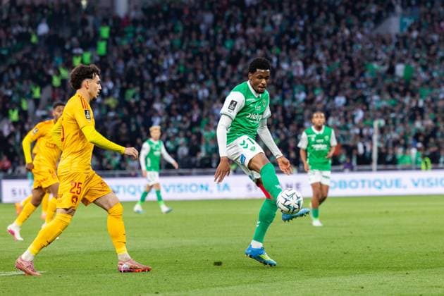 FOOTBALL : AS ST Etienne vs Rodez - Ligue 2 BKT barrage - 15 05 2026 Duffus Joshua James Leslie 17 of Saint-Etienne in action during the Ligue 2 playoff game between AS Saint-Etienne and Rodez Aveyron Football at Stadium Geoffroy Guichard in Saint-Etienne, France. Saint-EtienneFrance  Copyright: xPaulinexFIGUETx xPSNewZx